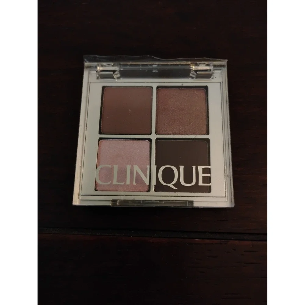 Clinique Colour Surge Eye Shadow Quad Night Plum Frosted Stone Violet 3.2g